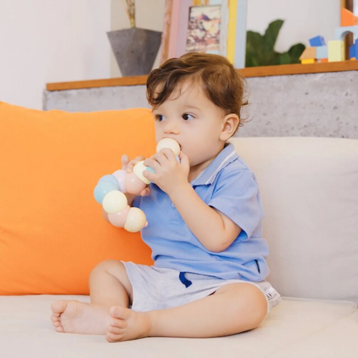 Classic World Wooden Caterpillar - Image 3