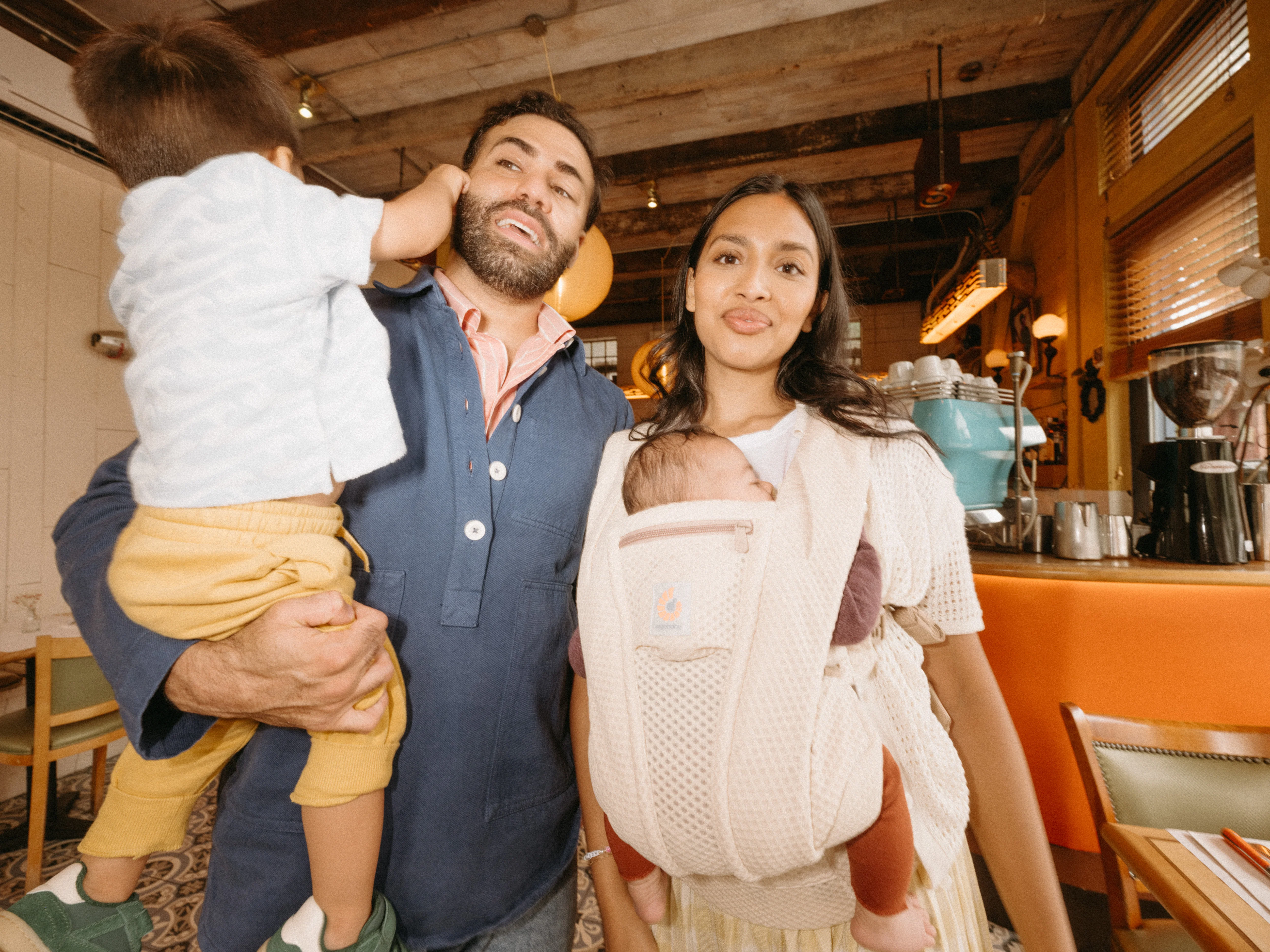 Ergobaby Omni Deluxe Mesh Baby Carrier - Image 20