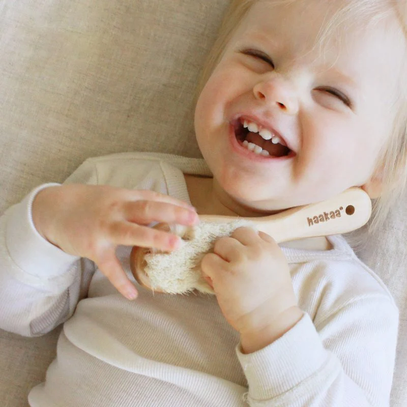 Haakaa Goat Wool Baby Hair Brush - Image 5